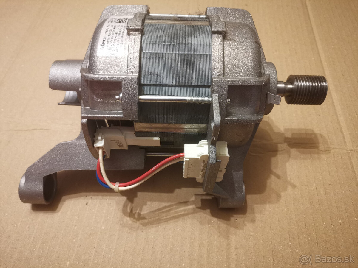 Predám použivaný motor z pračky Electrolux - 3