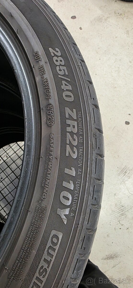 285/40 R22 Kumho - 3