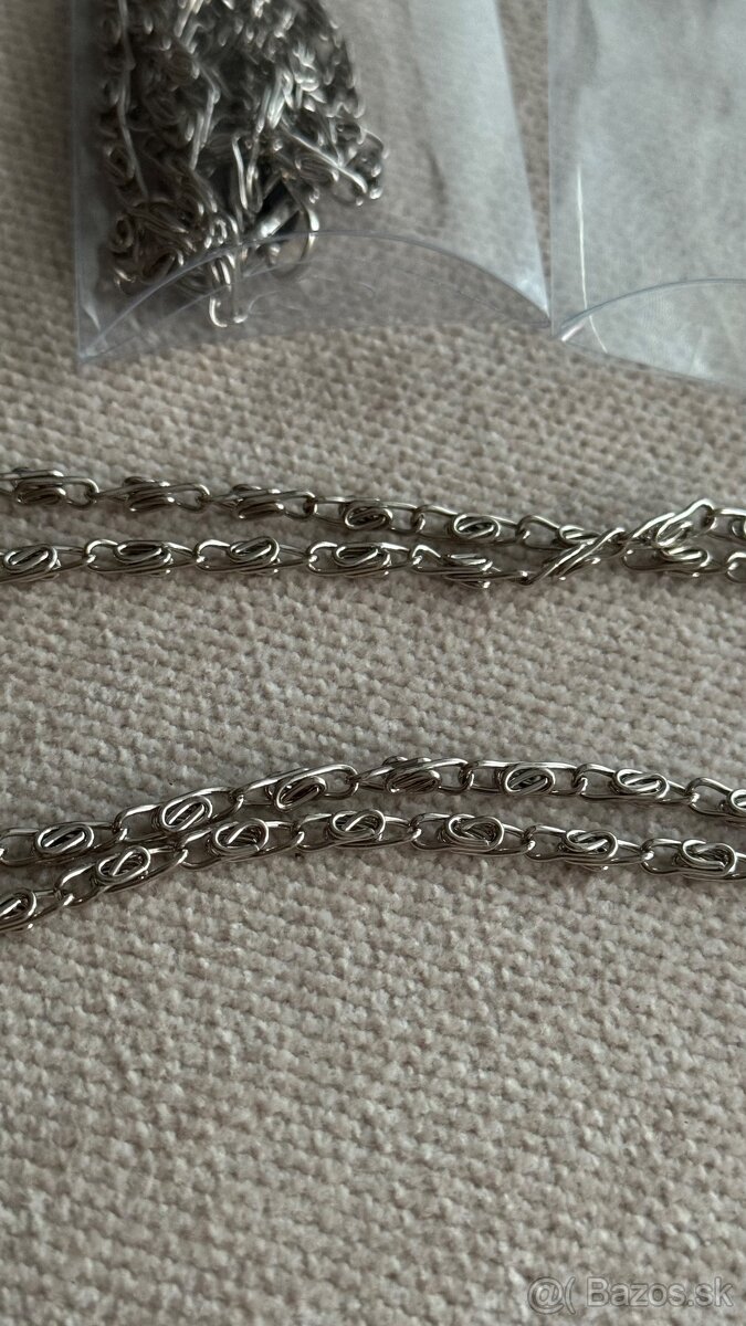 Tenučká retiazka 90 cm s karabínkami - 3