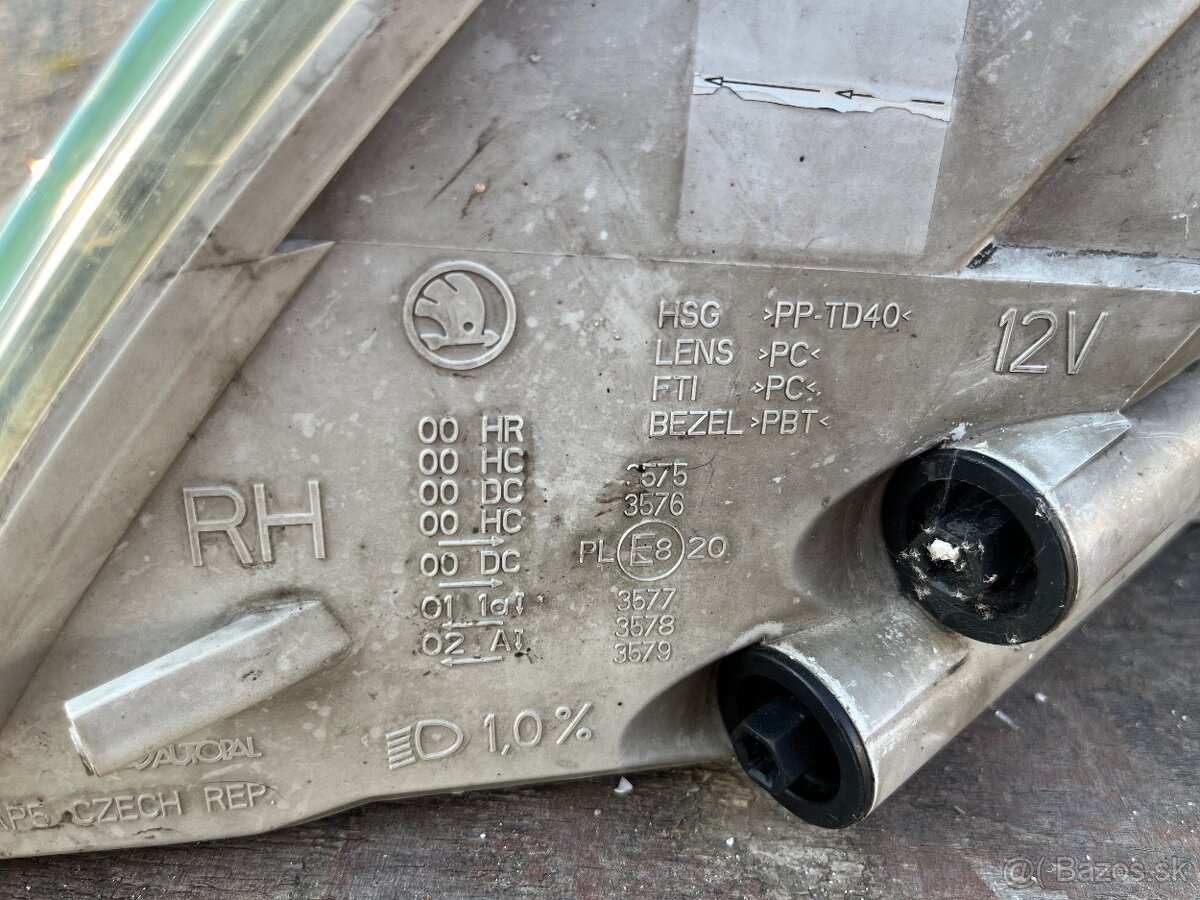 Predne svetla škoda octavia 2 - 3