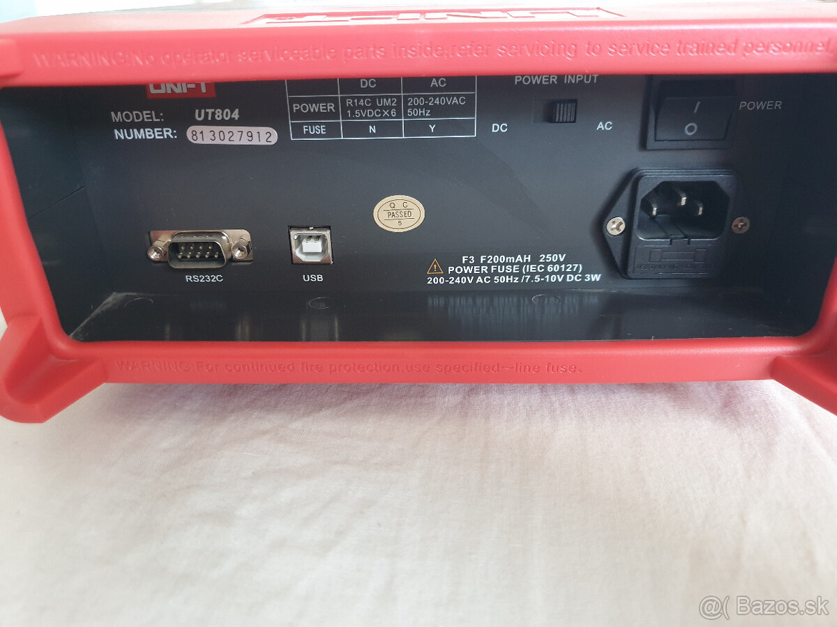 Stolný multimeter UNI-T UT804 - 3