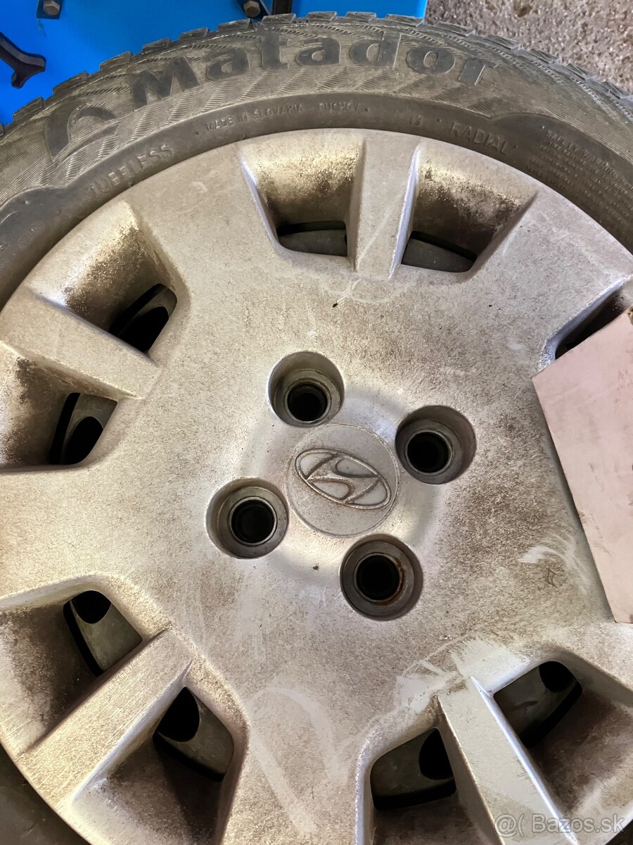 4 ks plechové disky + 4 zimné pneu - 3
