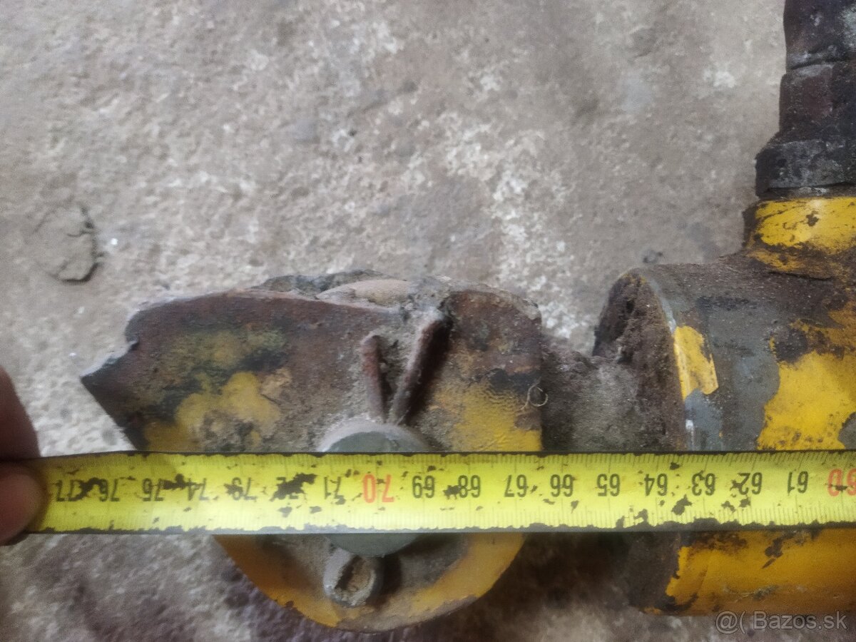 Hydraulický piest - 3