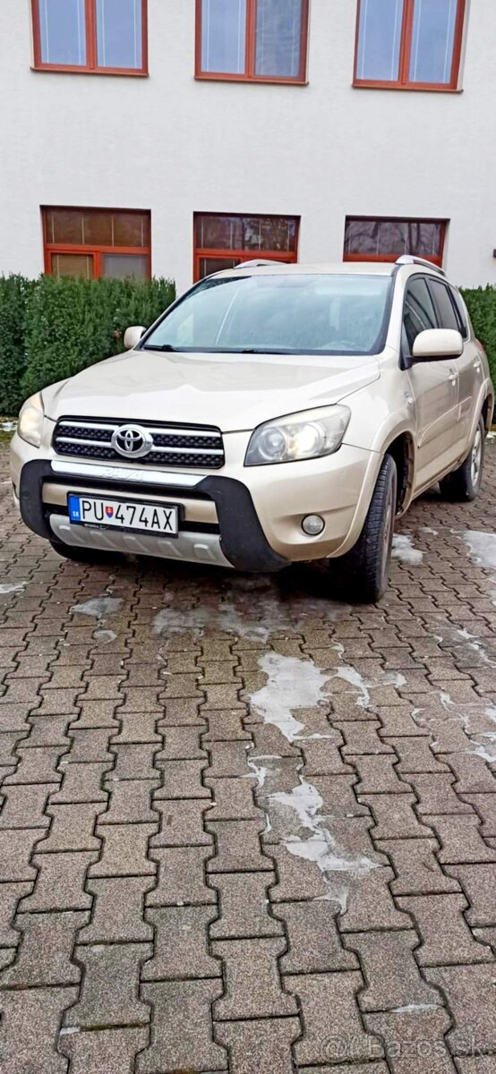 Toyota Rav 4 - 3