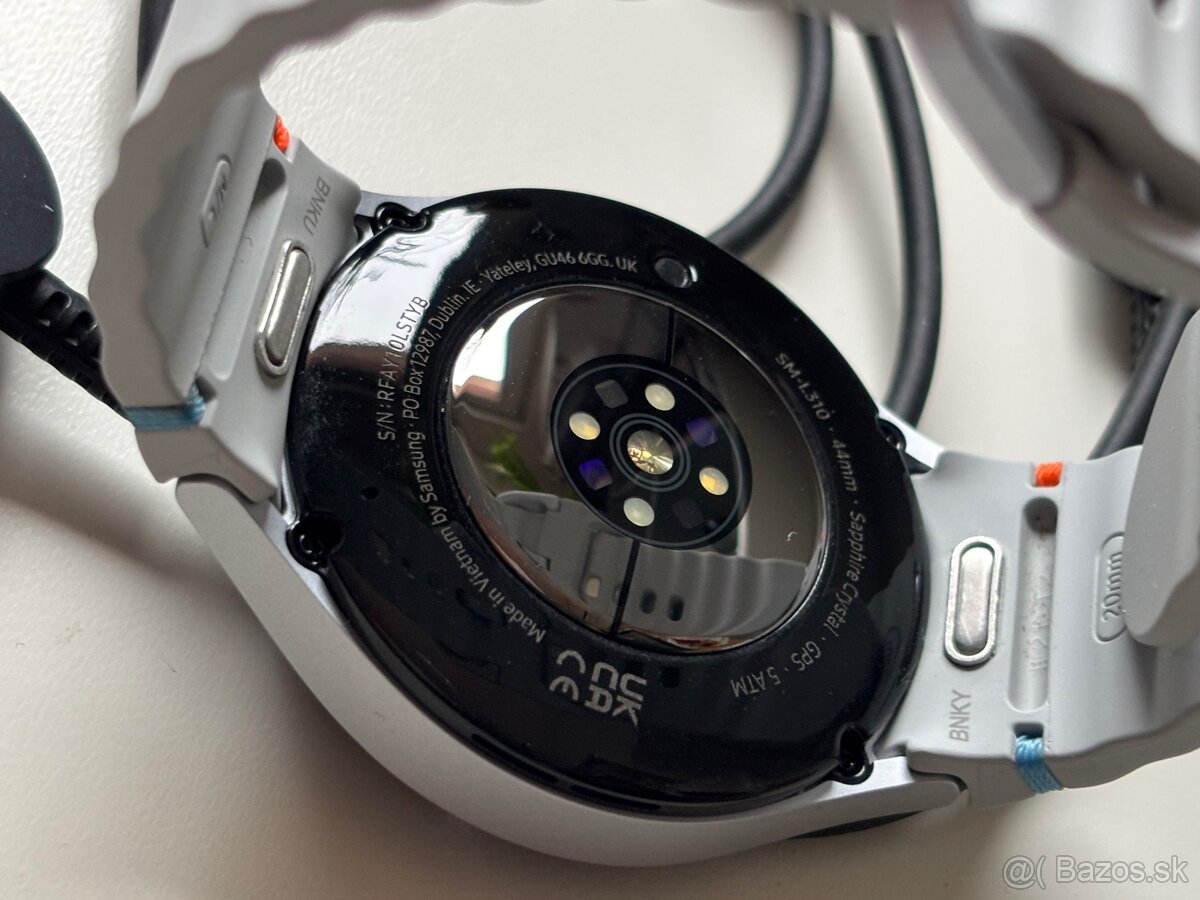 Samsung Galaxy Watch 7 44mm, Grey & Silver - 3