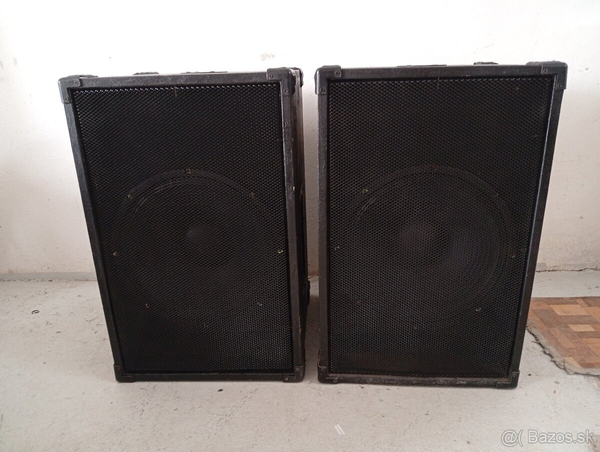 Basové reprobedne 15" 300/1200W - 3