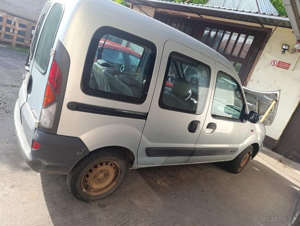 Renault kangoo Pokazený Motor - 3