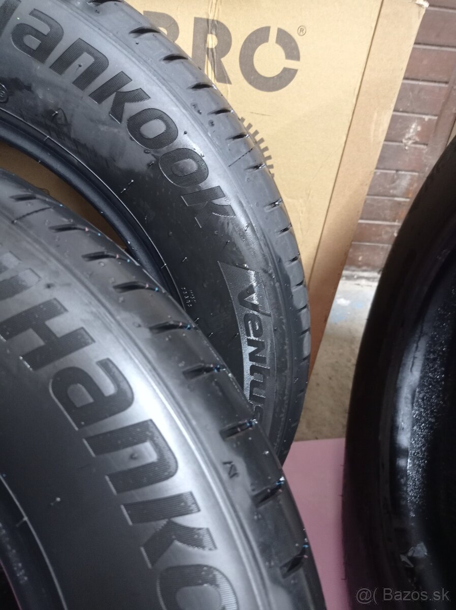 Hankook ventus prime4 205/60/R16 92V letné - 3