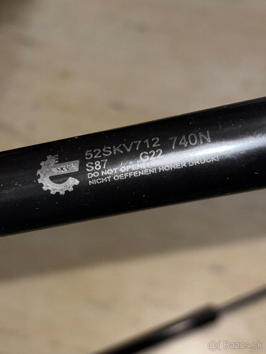 VW Sharan 2 gen. piesty na kufor - 3