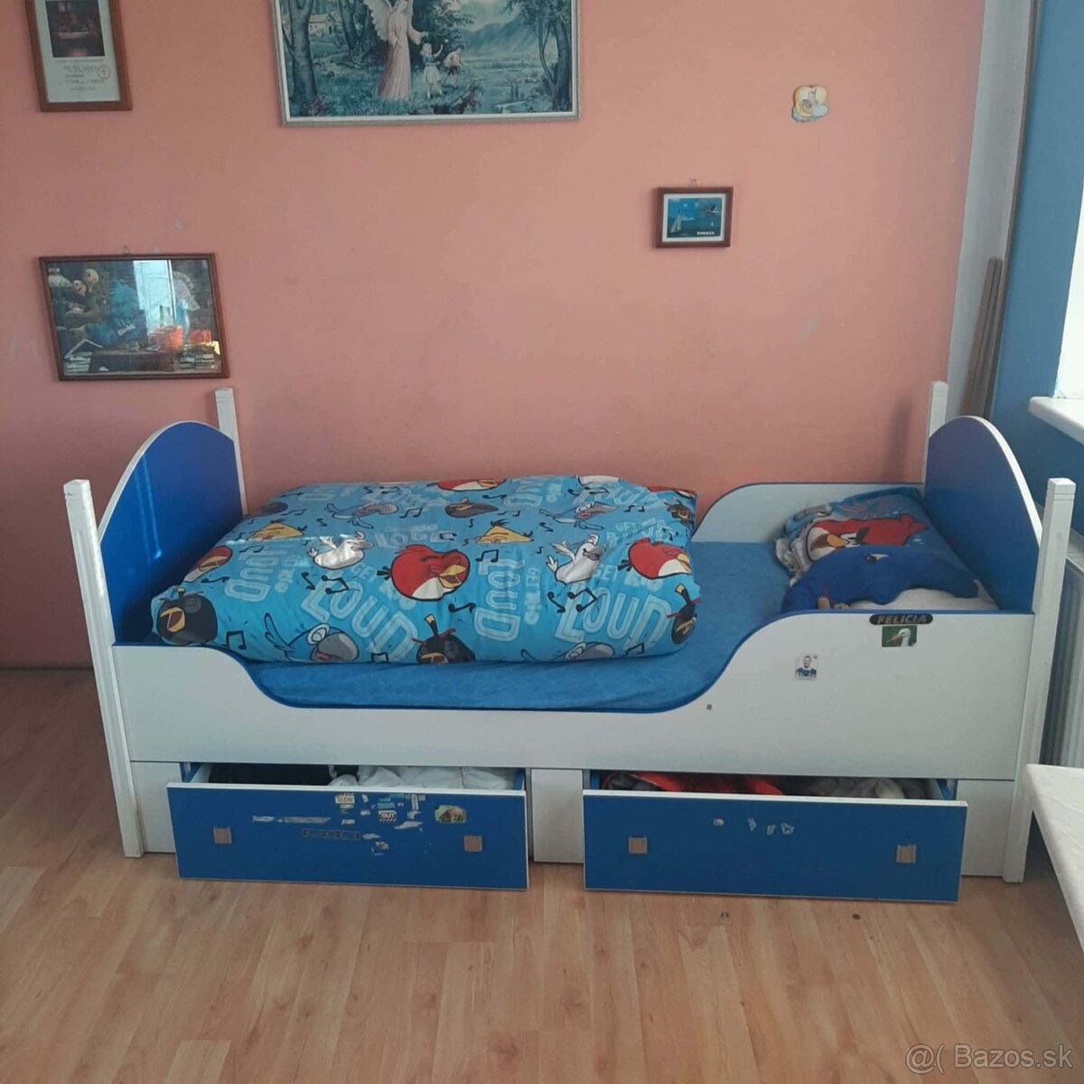 2x detské postele. Rozmery: 90x200 - 3