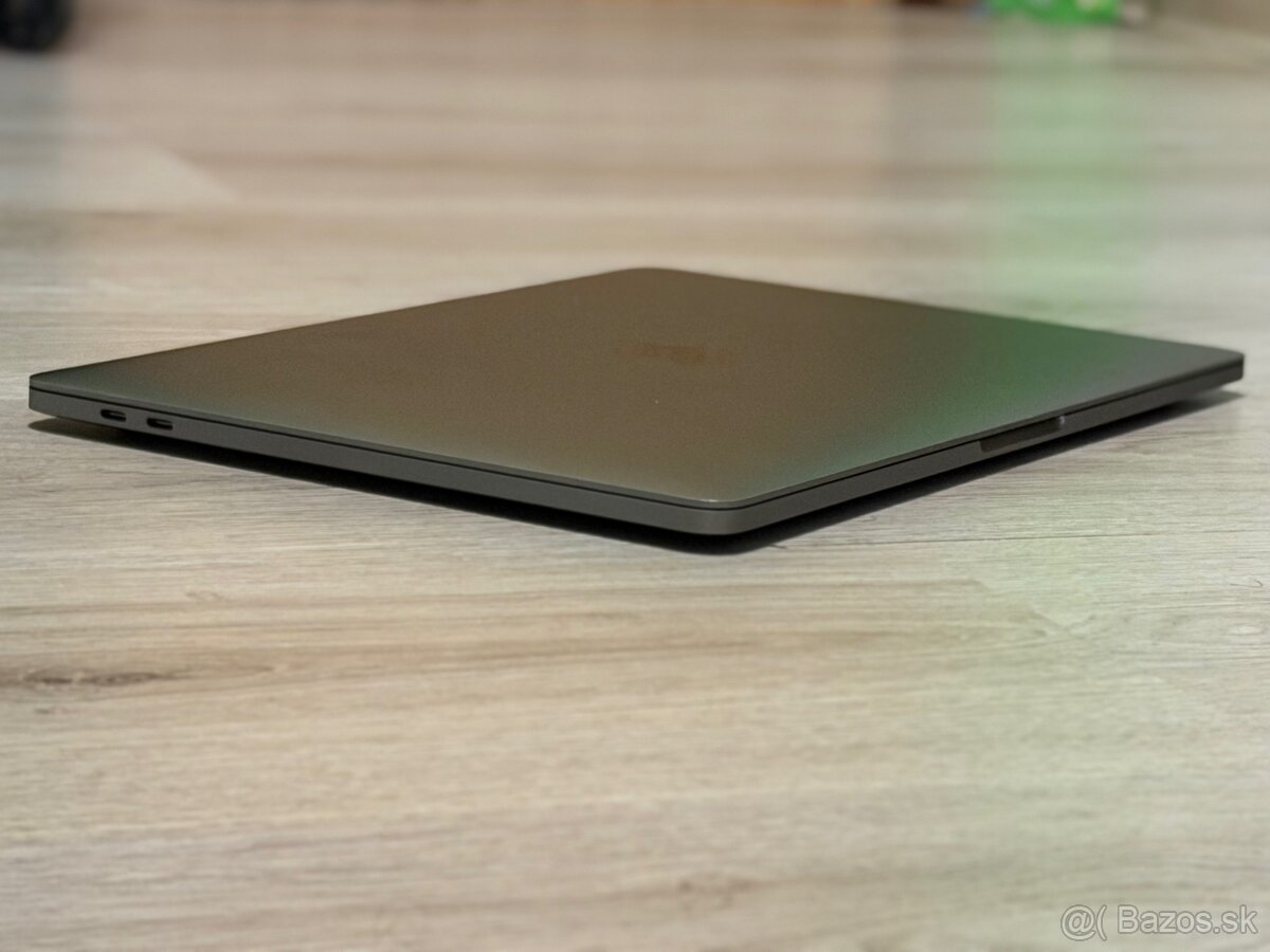 MacBook Pro 2018, 13-inch, 512gb - 3