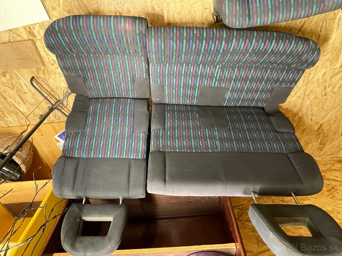 Skoda Favorit Sedacky Silver Line - 3