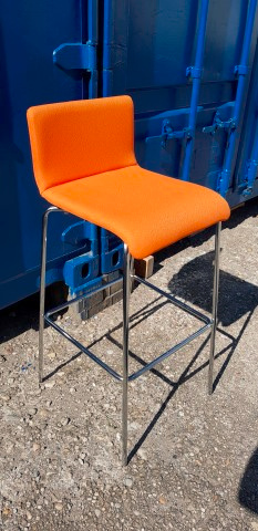1-Oranžová stolička barová - 3
