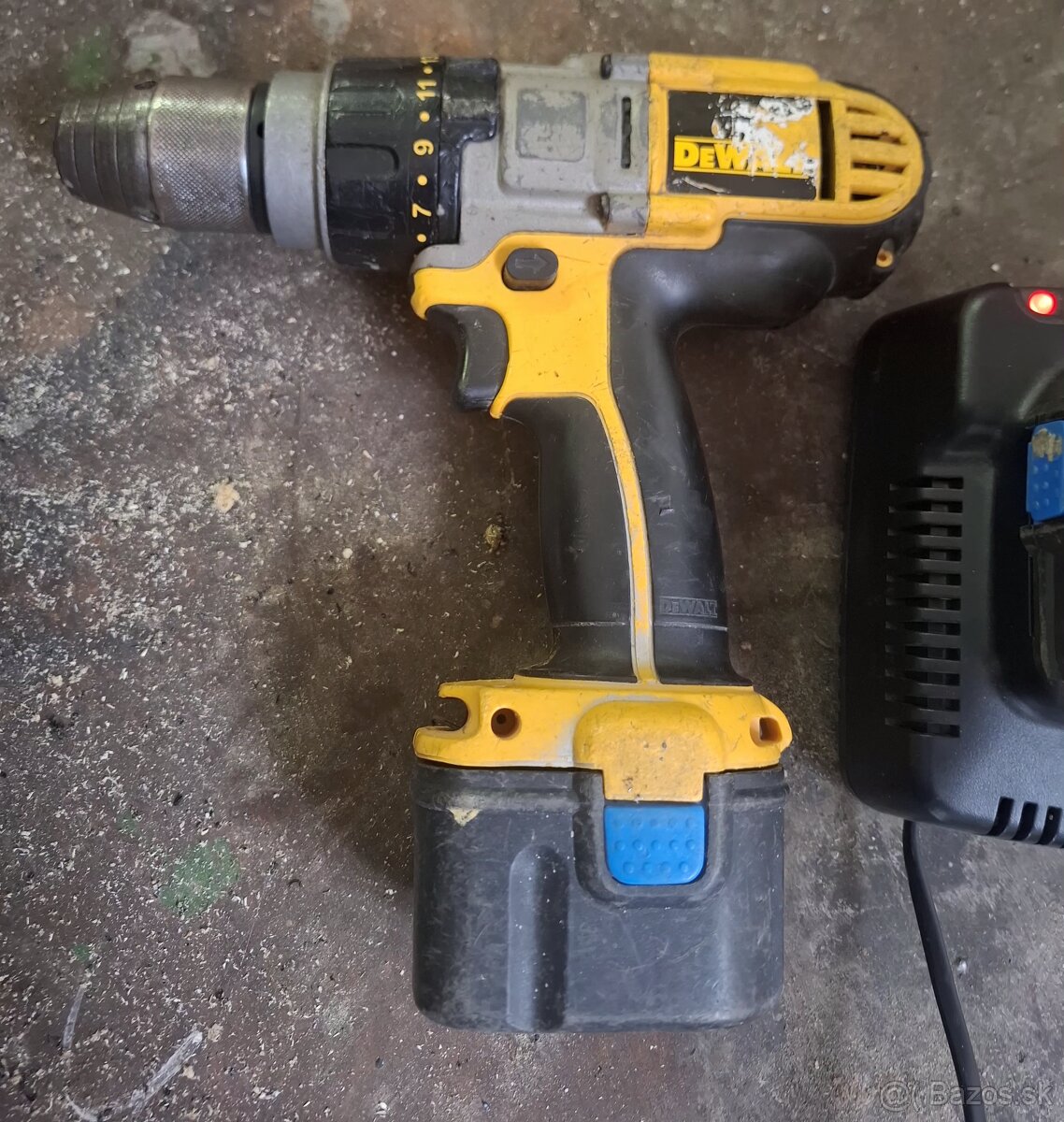 Dewalt - 3