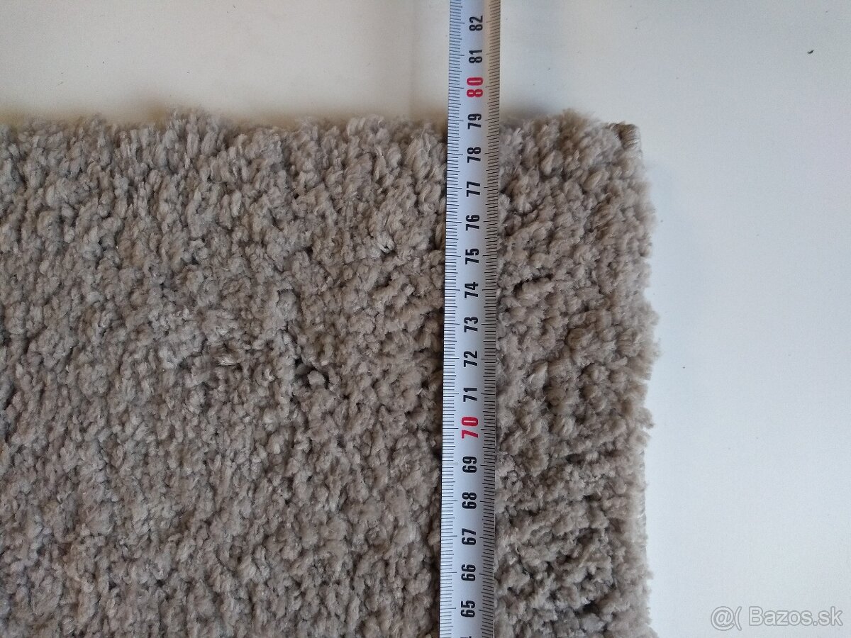 Svetlo šedý koberec - 3