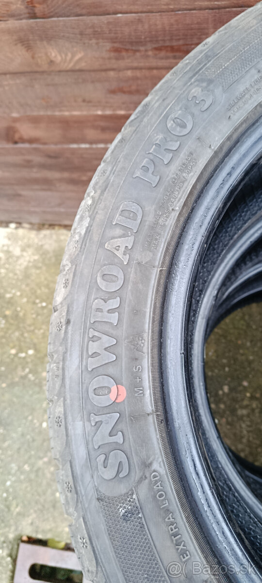 Predám 2ks zimné Tomket Snowroad Pro3 225/50 R17 98V - 3