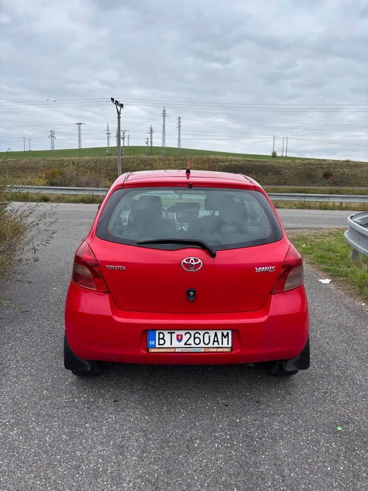 Toyota Yaris 1.3 vvti - 3