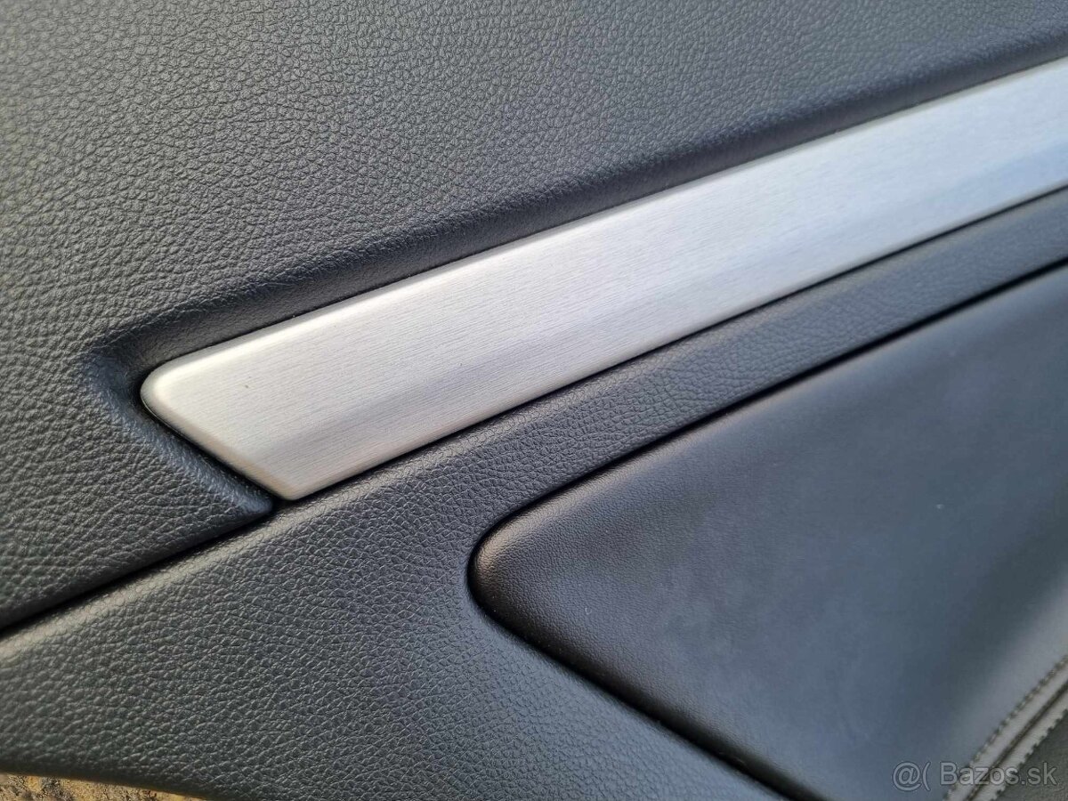 ZADNE KOZENE TAPACIRE SKODA OCTAVIA 2 - 3