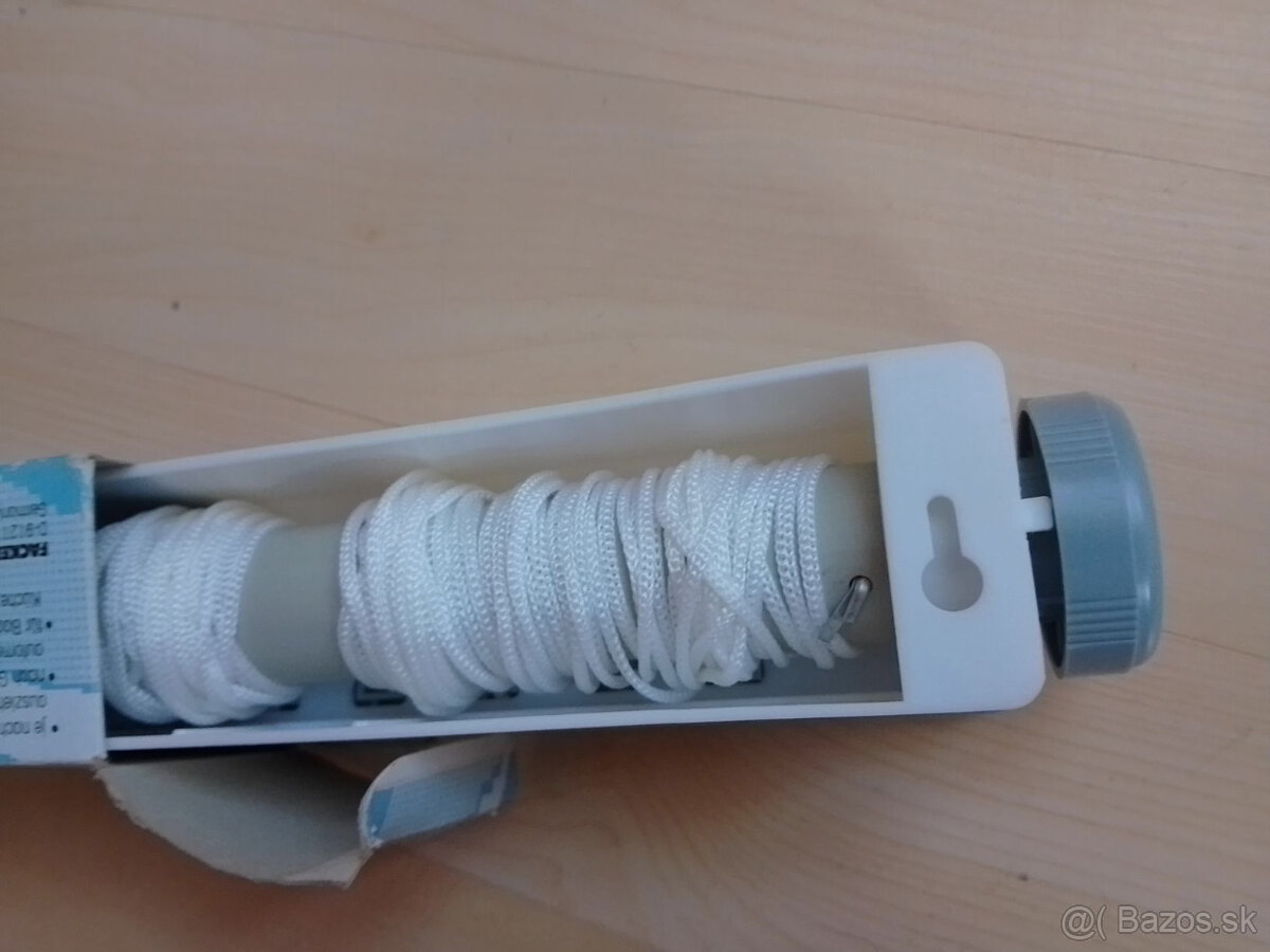 Sušiak na prádlo (samonavíjací) - 3