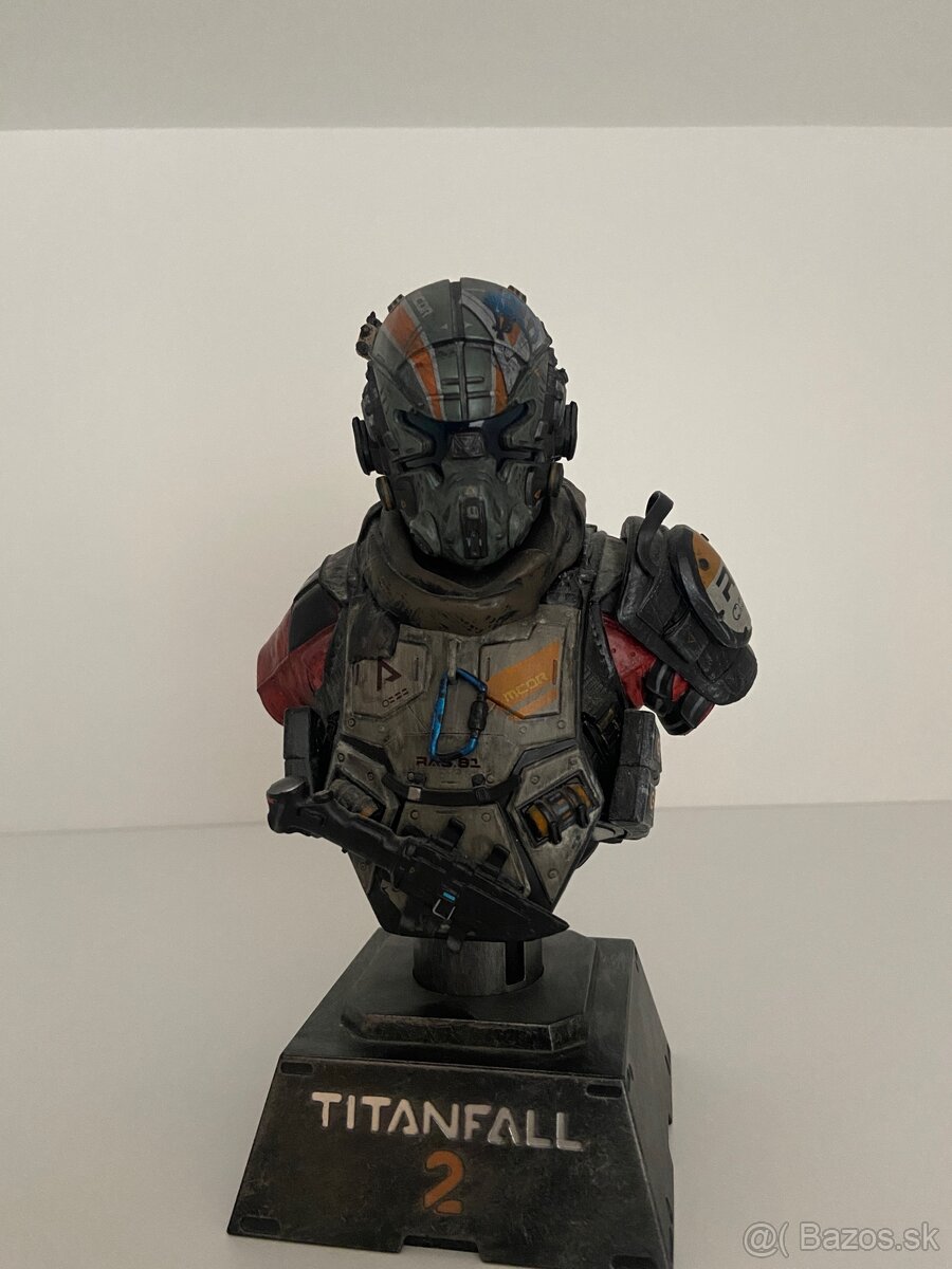 Titanfall 2 Collector's edition soška (busta) - 3