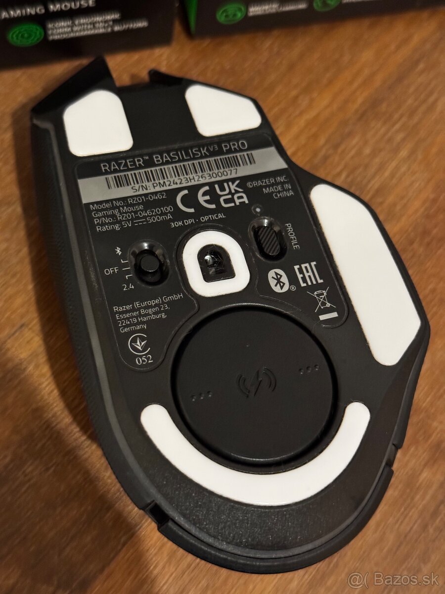 Razer Basilisk V3 Pro + Dock Pro - 3