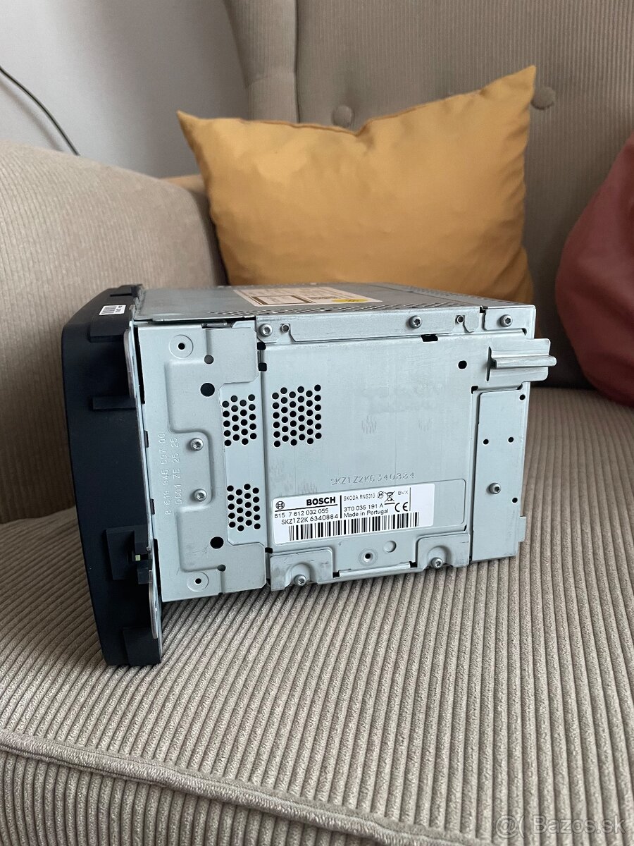 Amundsen RNS 310 Navigácia - 3