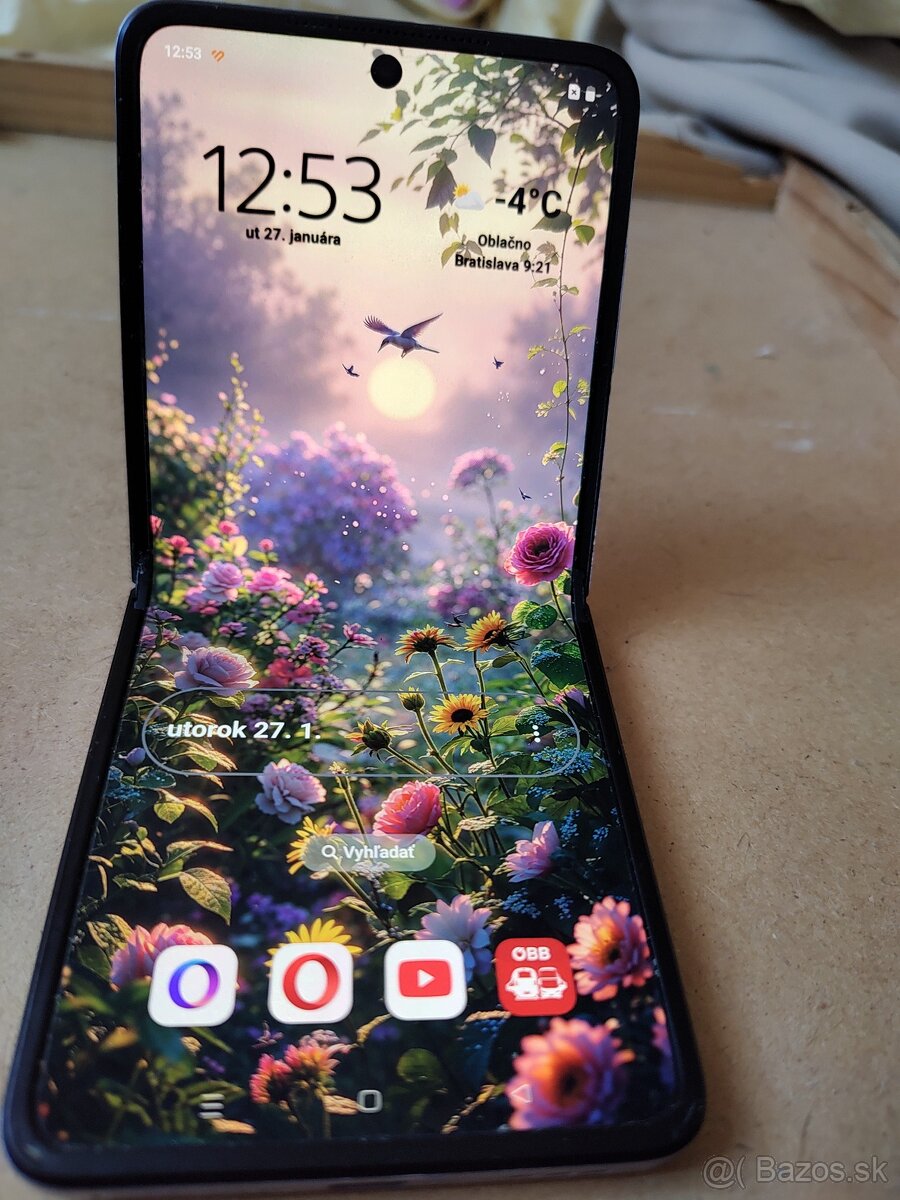 Oppo Find N2 Flip - 3