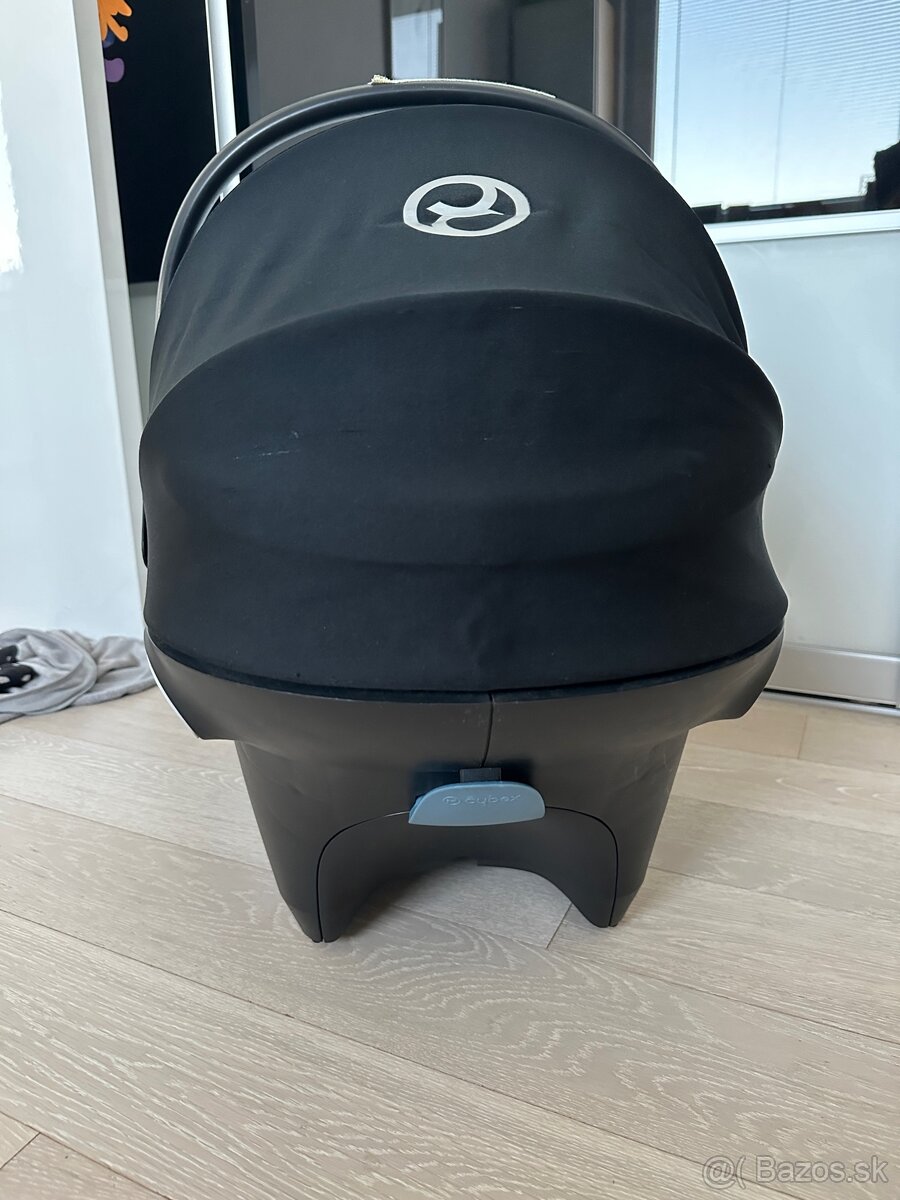 Autosedačka Cybex Aton M a Sirena M2-iSize - 3