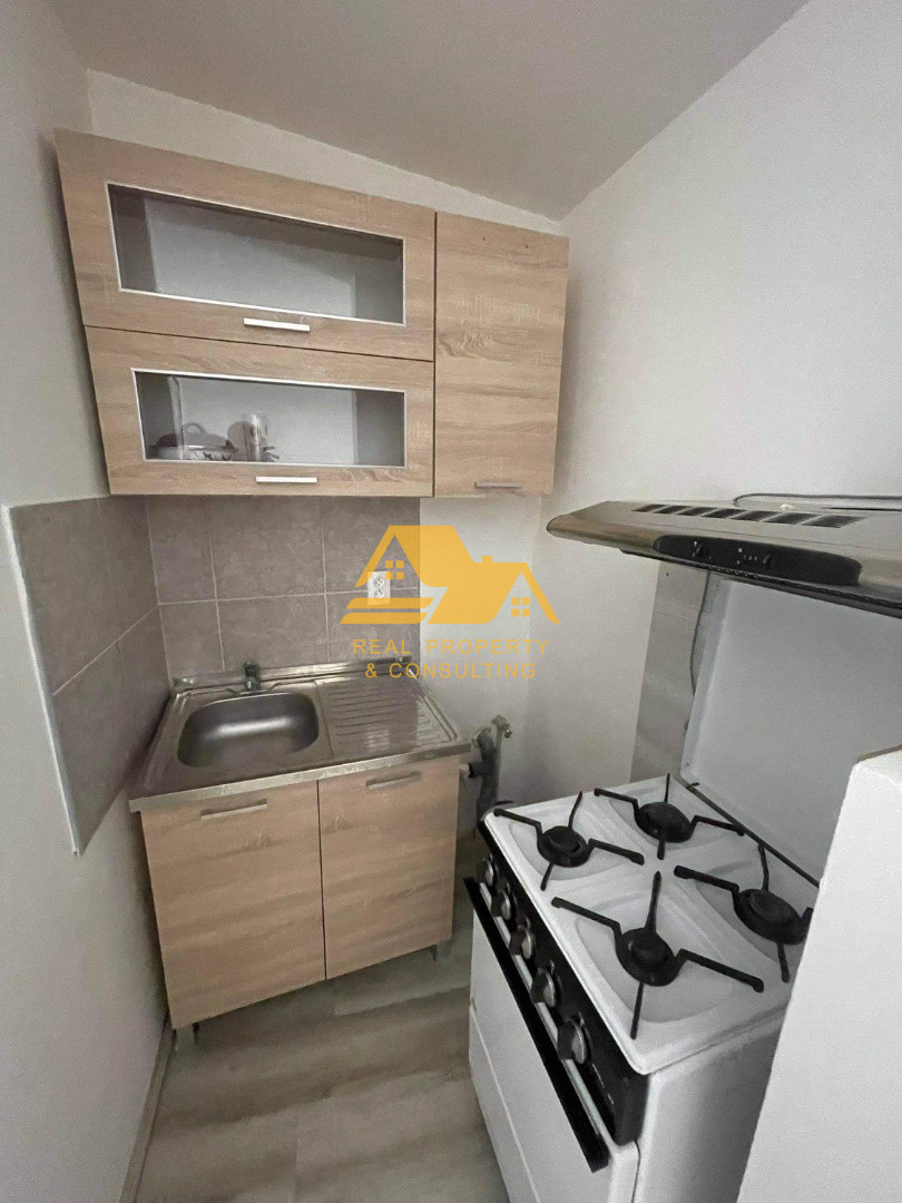 Prenajmem 1 izbový byt v Nesvadoch - 3