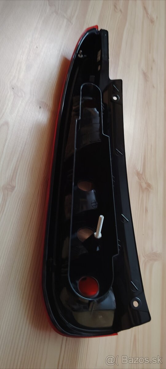 Fusion - Zadné pravé svetlo - 3