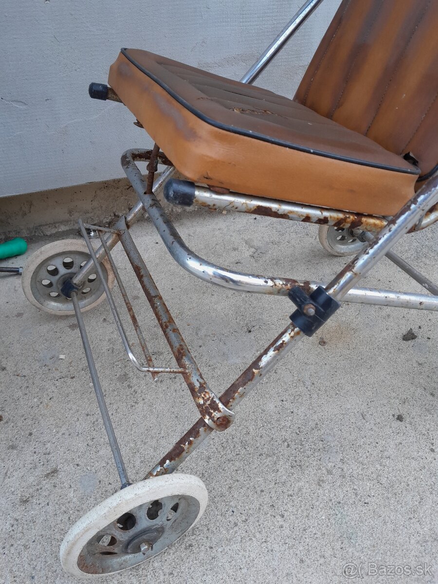 Predám starý kočík bugina - 3
