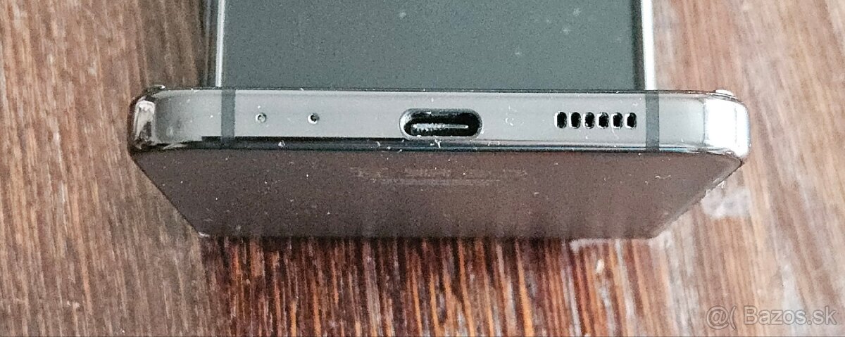 Samsung Galaxy Z Flip4 8/128 - 3