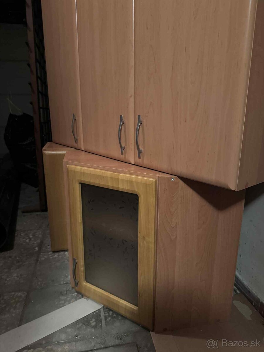 Kuchynská linka vrch - 3