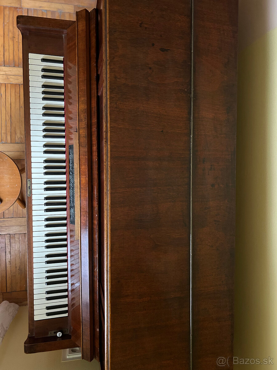 Predám klavír s moderátorom (tlmičom zvuku) - 3