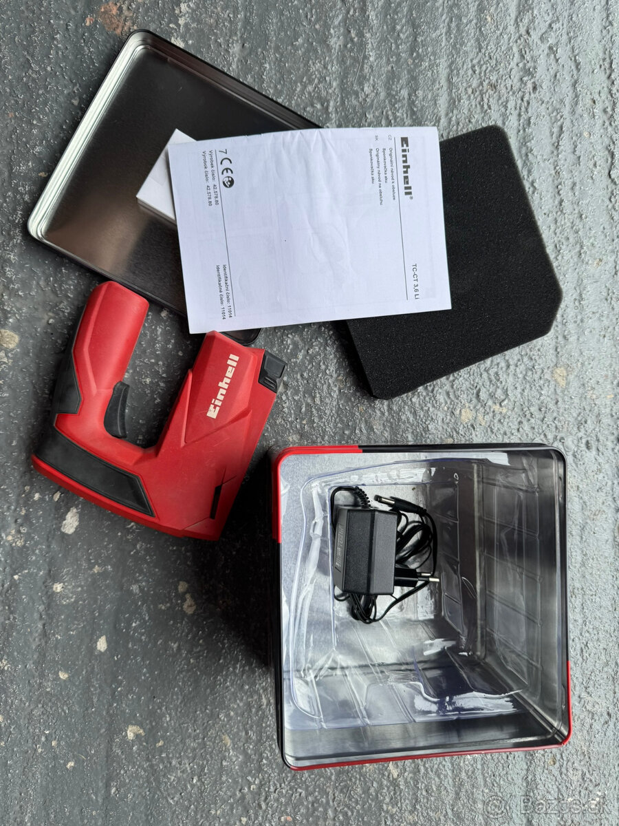 P: aku skrutkovač + aku sponkovačka - 3