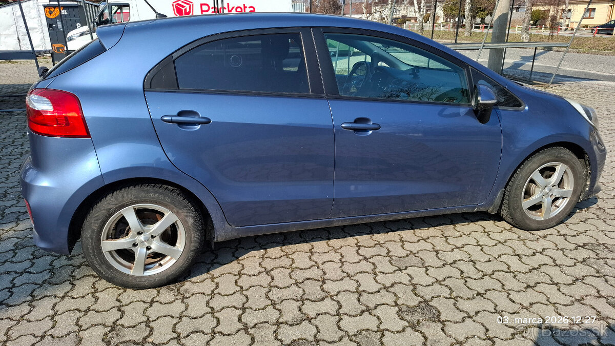 KIA RIO 2015 benzín 1.25 - 3