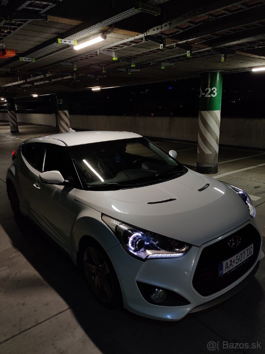 Hyundai Veloster Turbo - 3