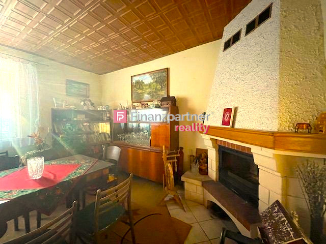 Štýlový rodinný dom pod lesom na peknom mieste v Kanaši (F50 - 3