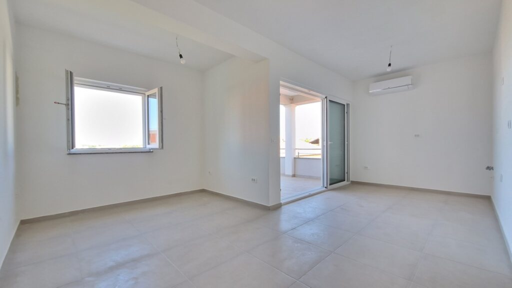 Chorvátsko-Trojizbový apartmán len 60 m od mora - 3