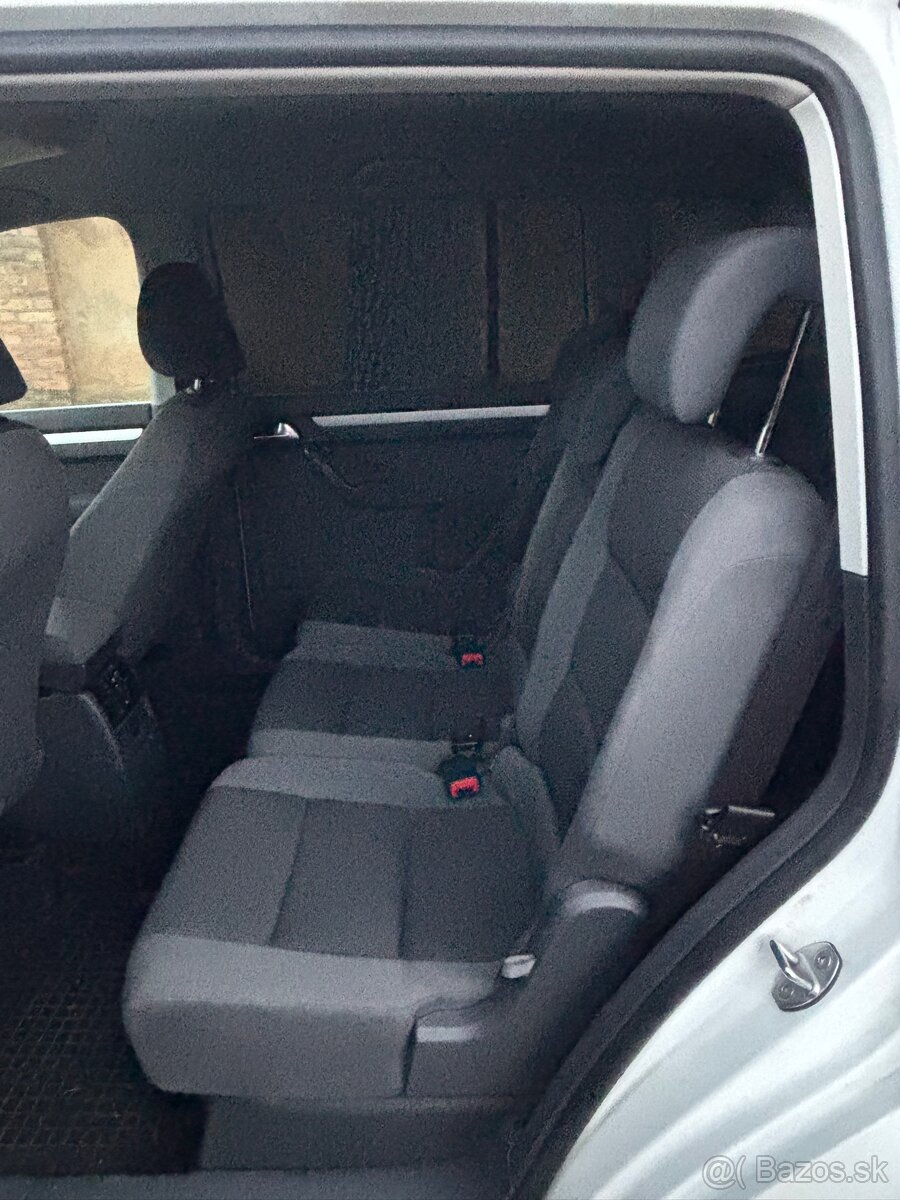 Predam /vymenim Volkswagen touran 2015 - 3