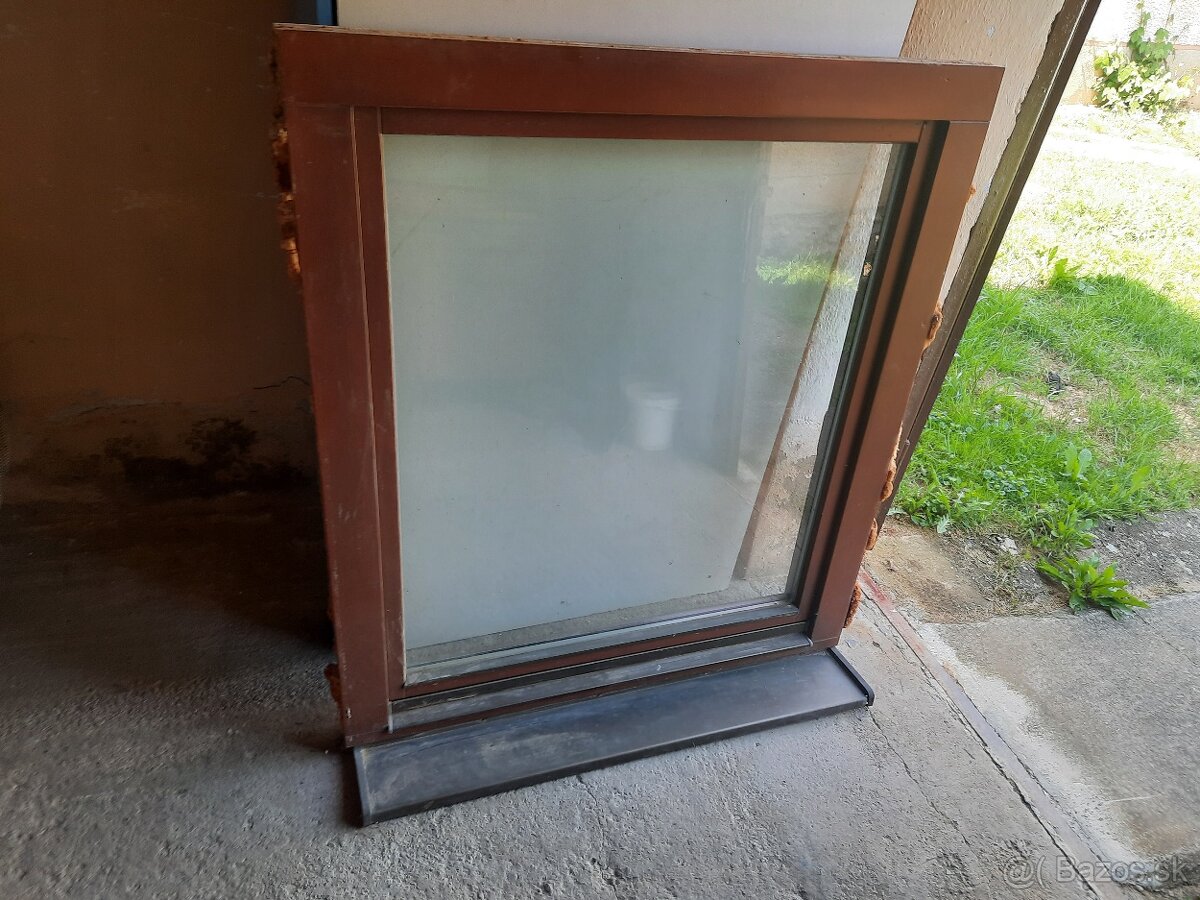 Drevené eurookna a obývacia stena - 3