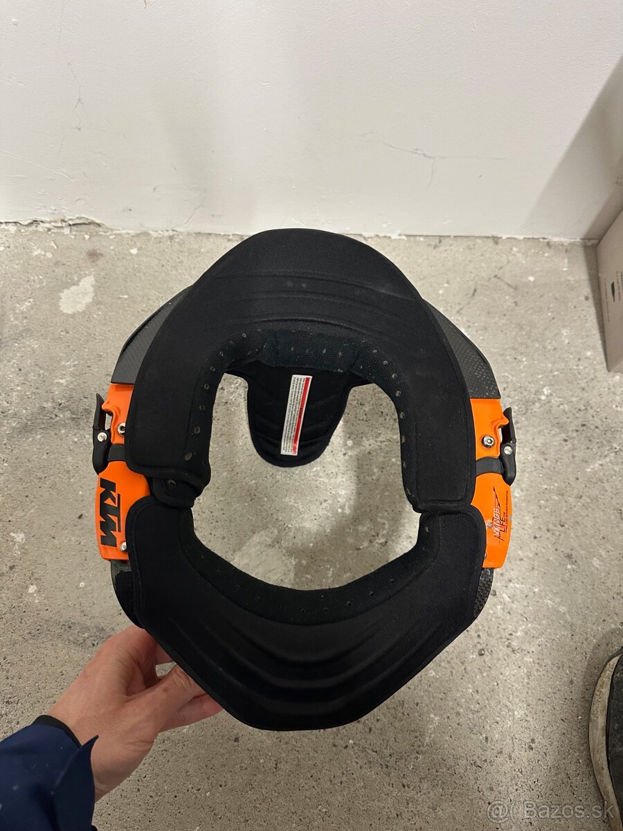 Predam NOVY krčný chránič (ochrana krku) Leatt Neck Brace - 3