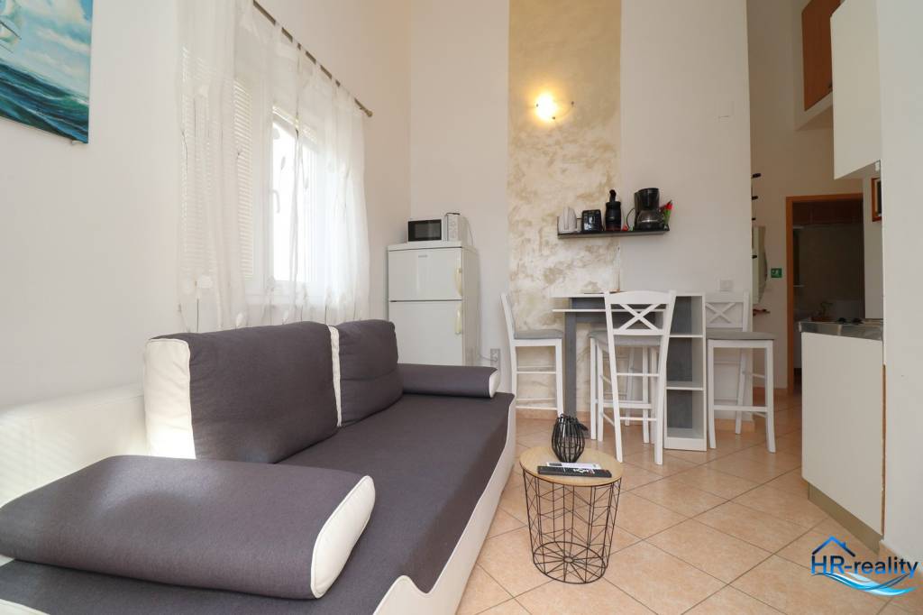 Vodice, Srima – zariadený apartmán, 350m od mora - 3