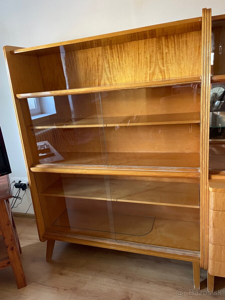 PONUKA RETRO NÁBYTKU - 3