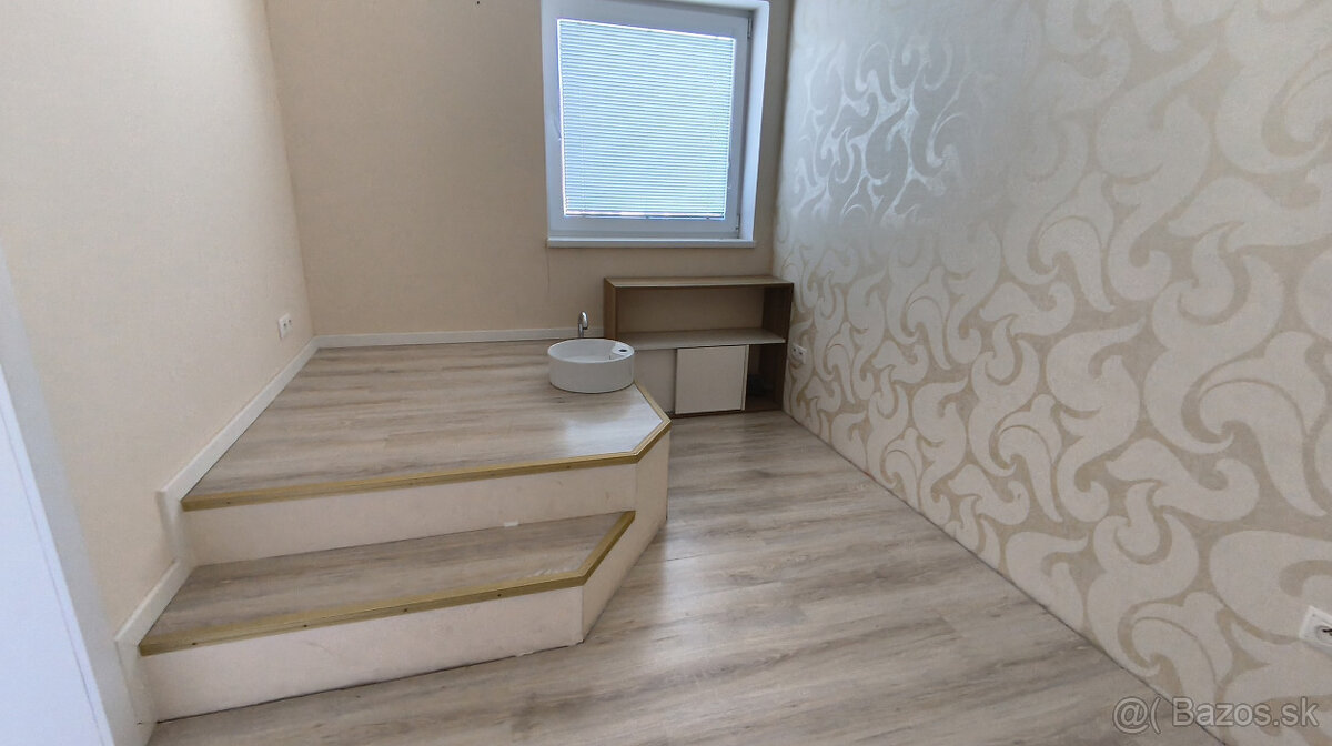 Prenajmem priestor na ulici Olympionikov v Prievidzi - 3