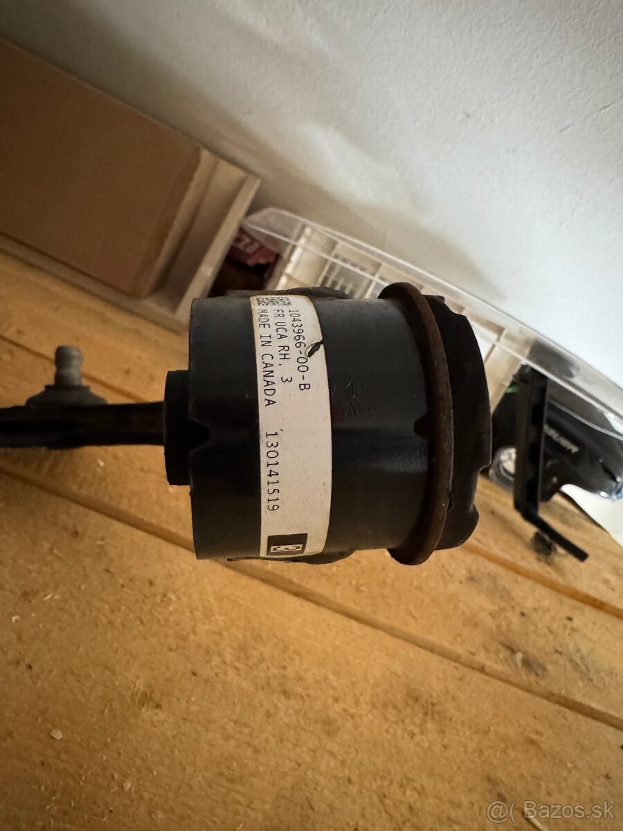 🛞 Predám ramená + tyčky stabilizátora Tesla Model S (P100D - 3