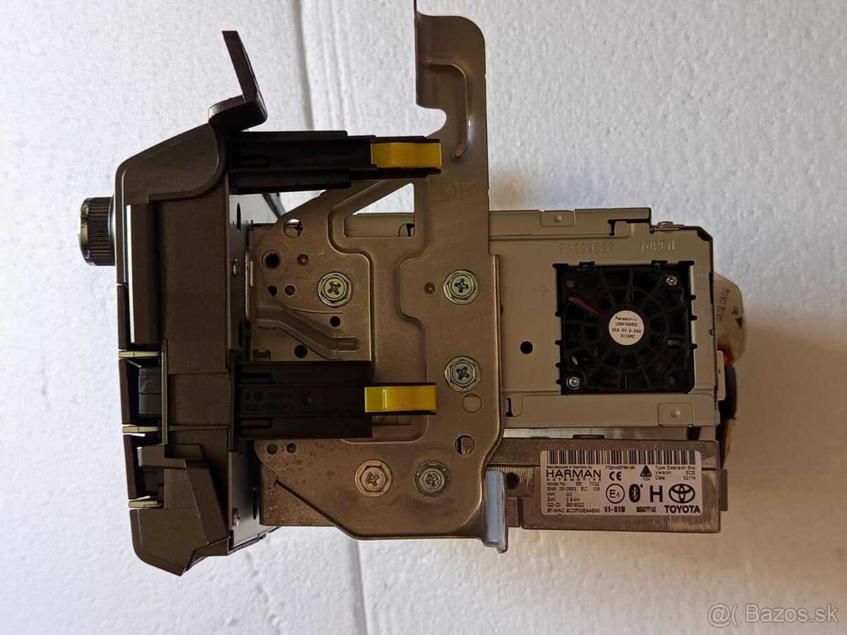 original TOYOTA RAV4 navi - 3