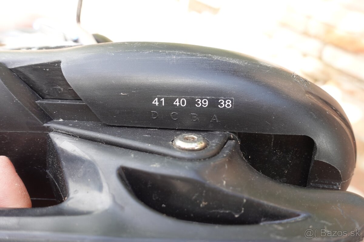 Korčule s posuvnou veľkosťou - 3