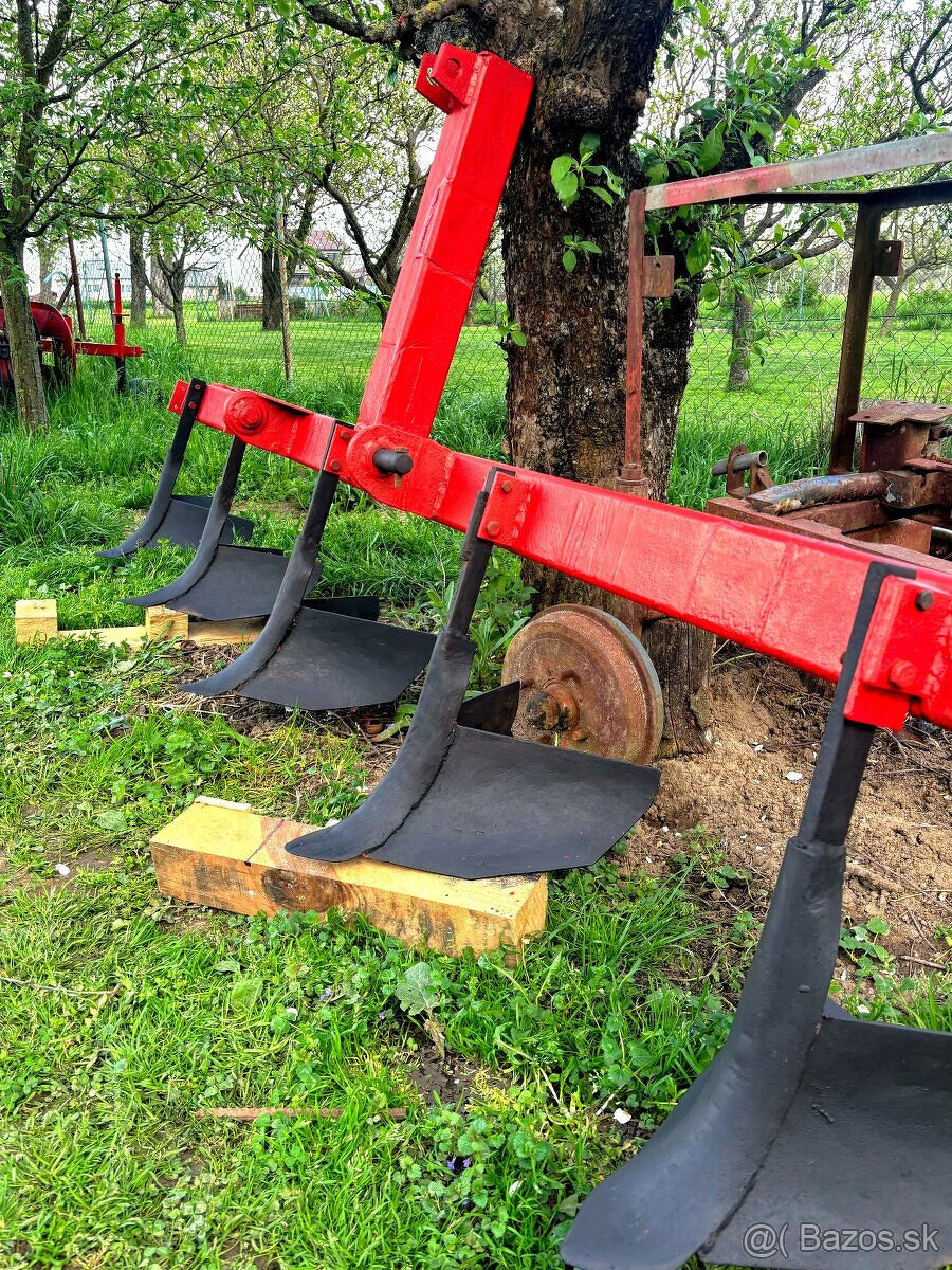 Poľnohospodárske stroje - 3