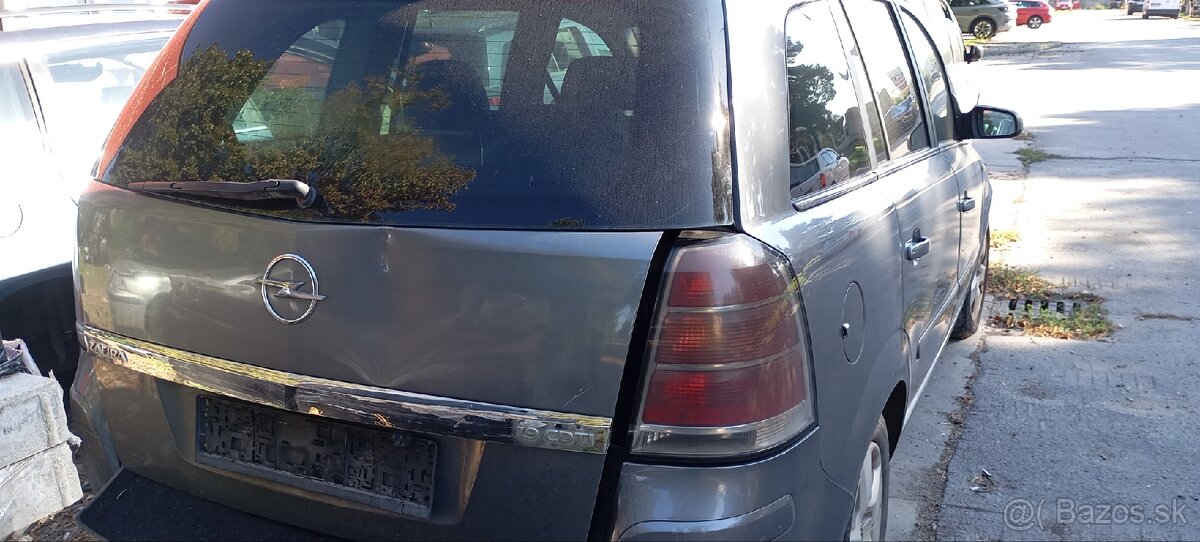Opel Zafira - 3